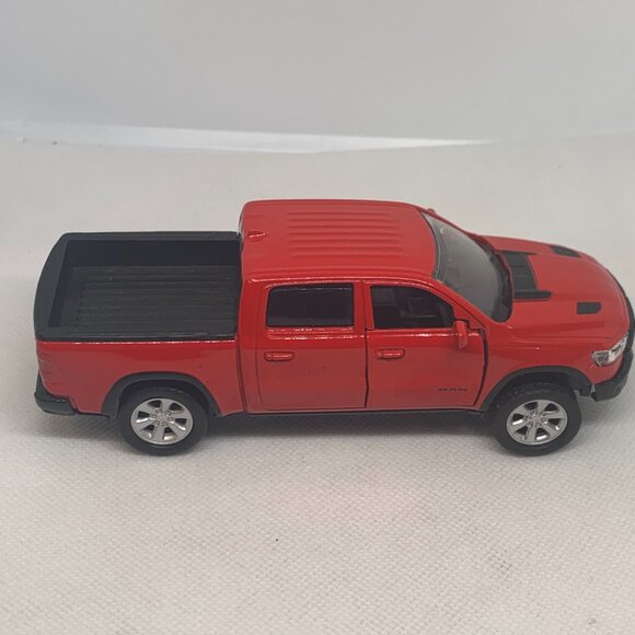 2019 MOTOR MAX RAM 1500 CREW CAB TRUCK - Picture 3 of 4